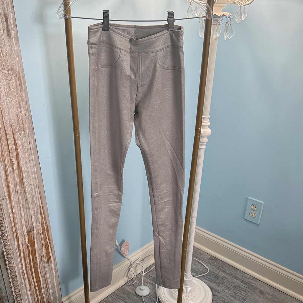 Blanc Noir Sleek Gray Jeggings